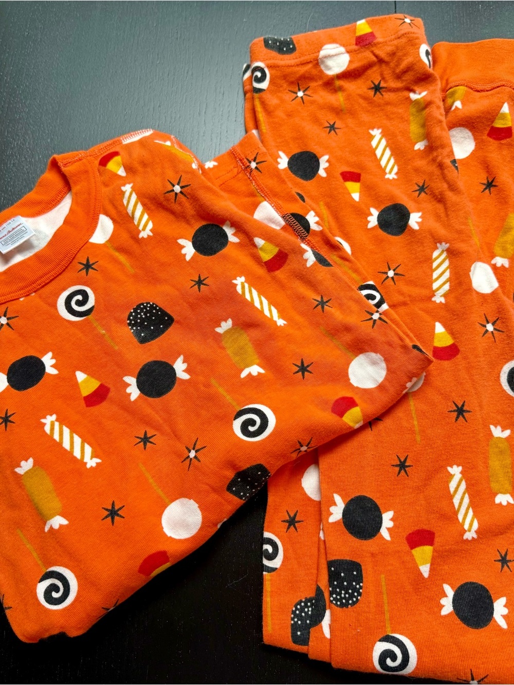 Hanna Andersson size 14 Kids Orange Halloween Candy Print Pajama Set